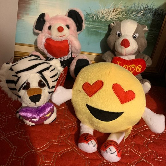 BUNDLE of 4 Stuffed Plush Toy - Picture 1 of 15